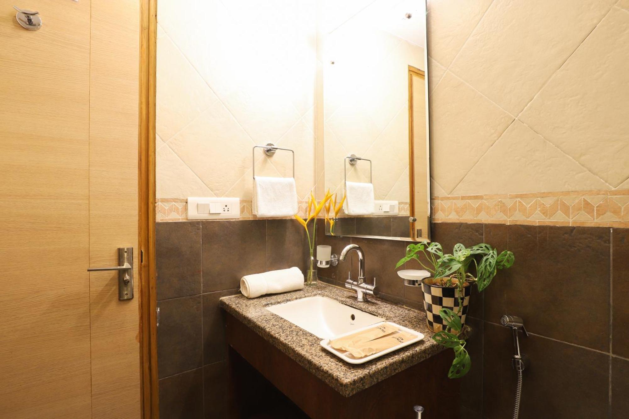 Veera Strand Park Serviced Apartments Near Calangute Εξωτερικό φωτογραφία